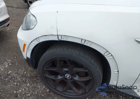 2007 BMW X5 3.0Si z USA, uszkodzony, nr VIN 5UXFE43547L012072